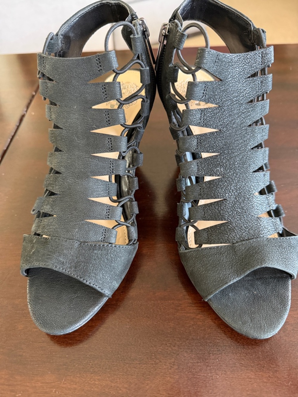 Vince Camuto Black LEATHER Strappy Cage Heeled Sandals SIZE 7 NEW WITH TAGS NWT